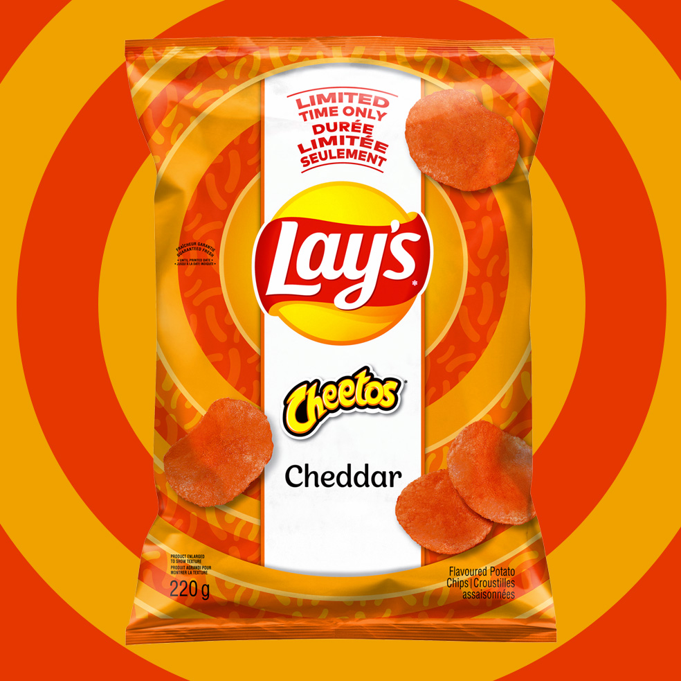 LAY’S<sup>®</sup> Cheddar Flavoured Potato Chips